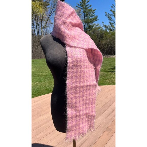 Vintage 1960’s Pink Purple Scarf Plaid Fall Winter Wool Woman's Scarf 33 1/2 x 8 - Picture 2 of 10